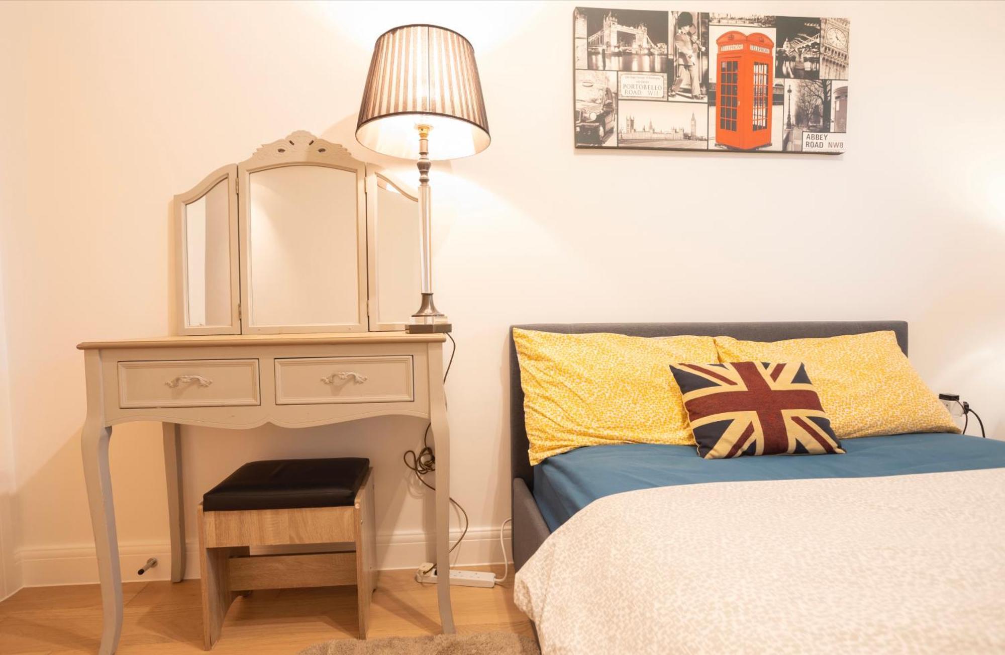 Cosy Riverview-London Excel Centre-O2 Arena Экстерьер фото