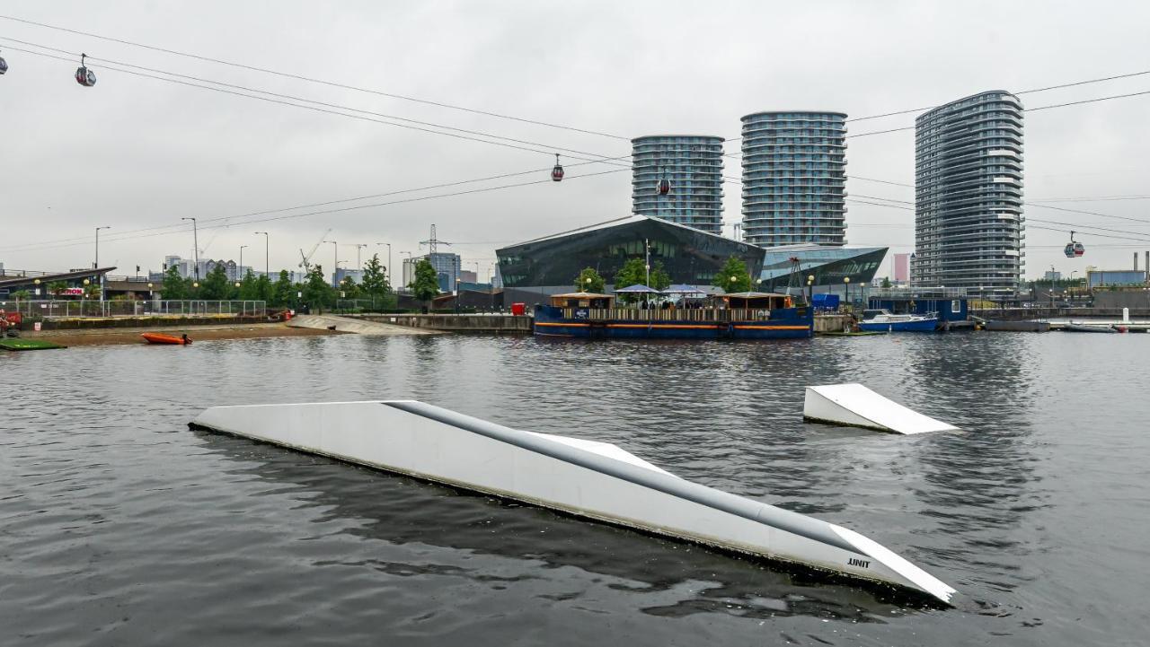 Cosy Riverview-London Excel Centre-O2 Arena Экстерьер фото