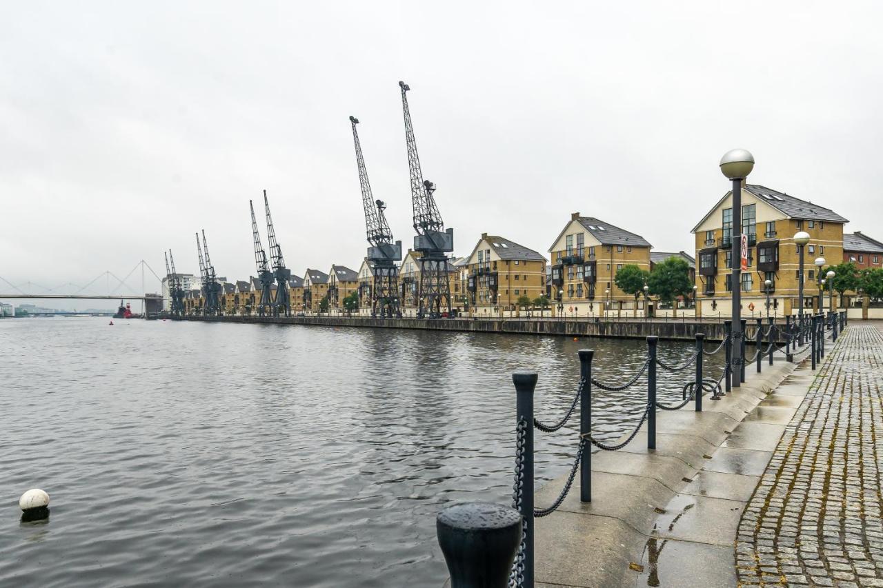 Cosy Riverview-London Excel Centre-O2 Arena Экстерьер фото